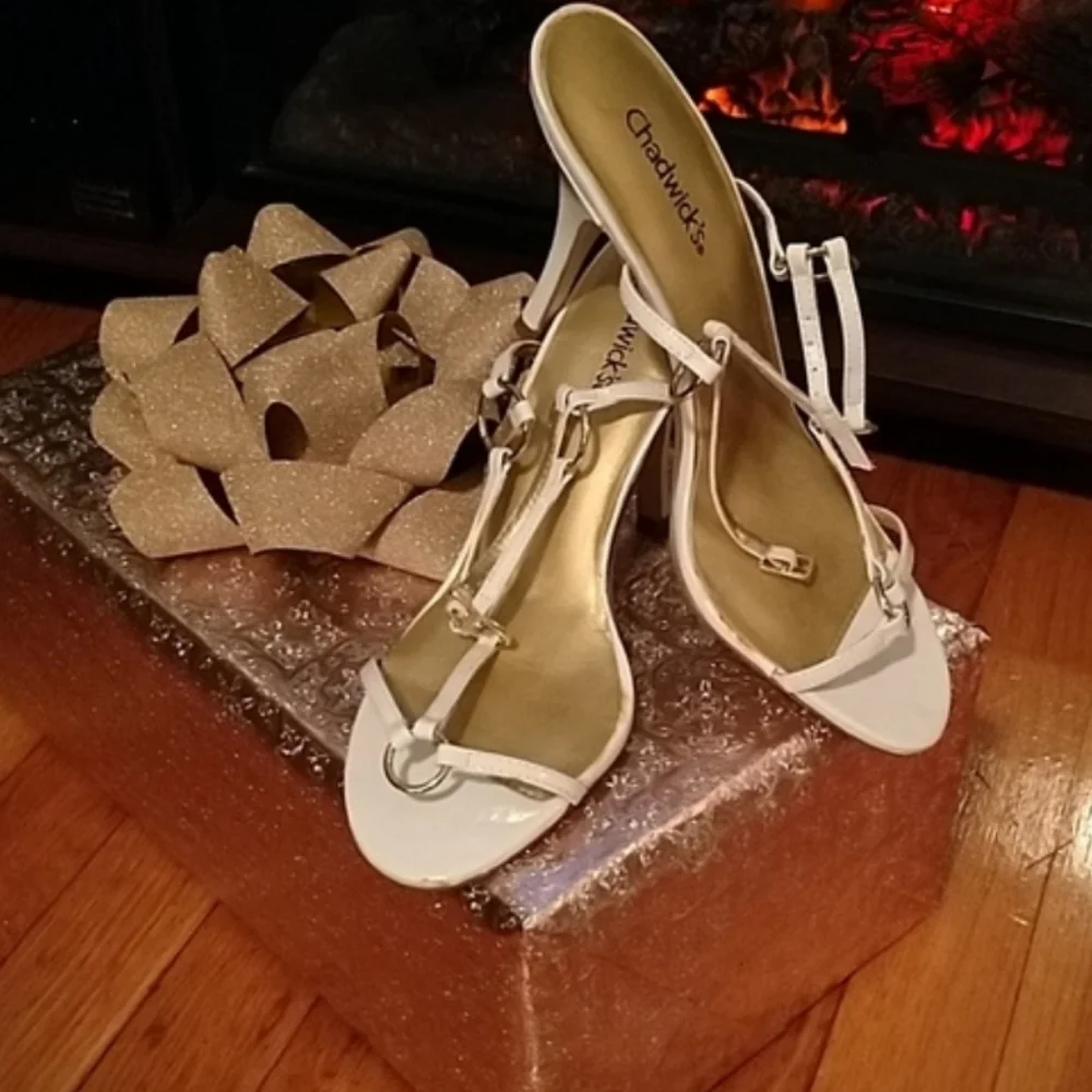 Chadwicks White Ankle Strap Shoes Size 8